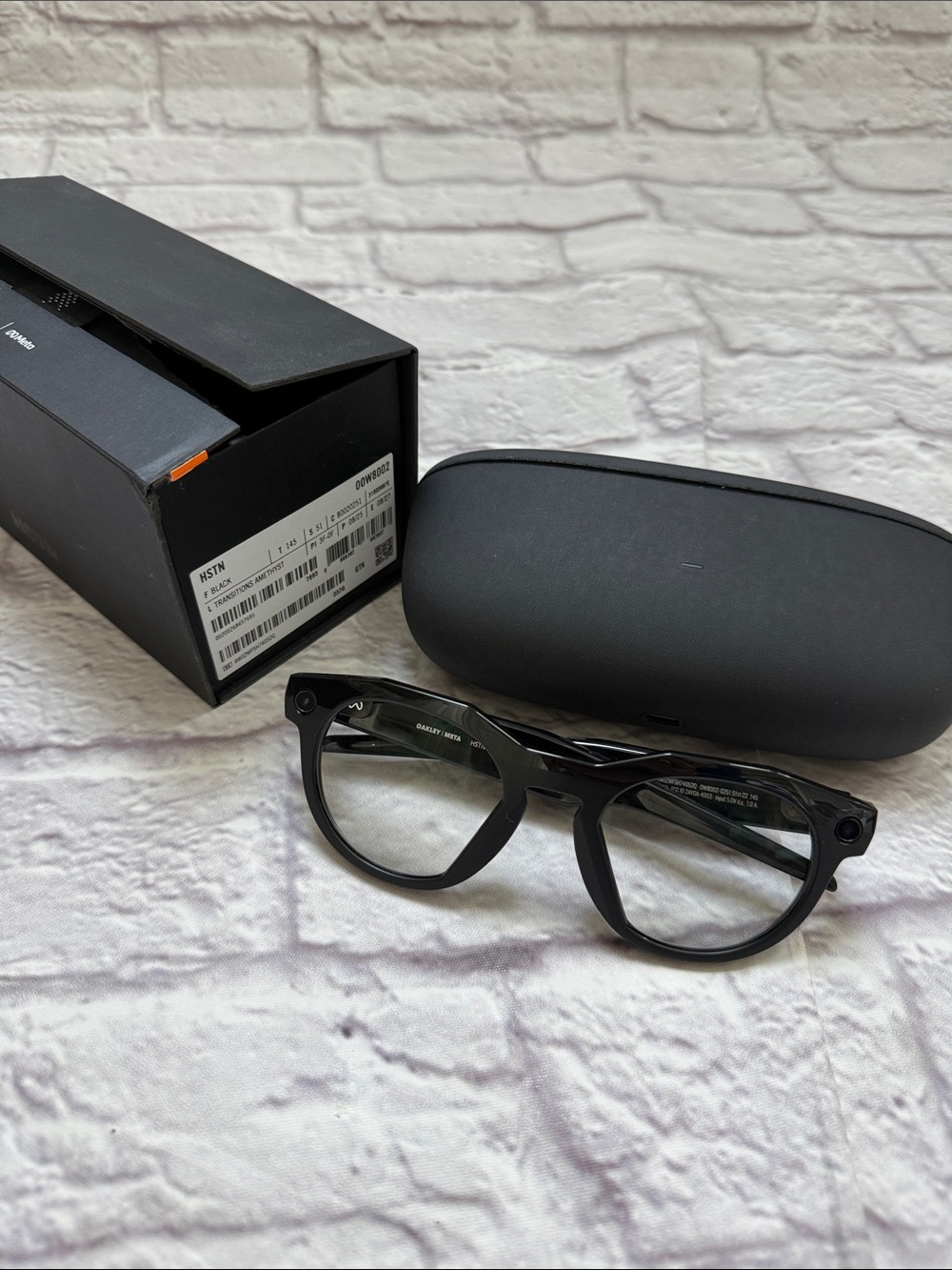 Oakley Meta HSTN black glasses transition to amethyst sunglasses Like NEW